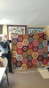 Eleanor's beautiful intricate hexi quilt!